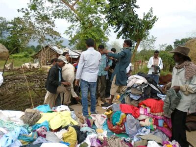 cloth-distribution (1)