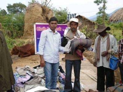 cloth-distribution (3)