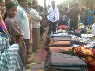 cloth-distribution (4)