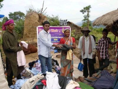 cloth-distribution (5)